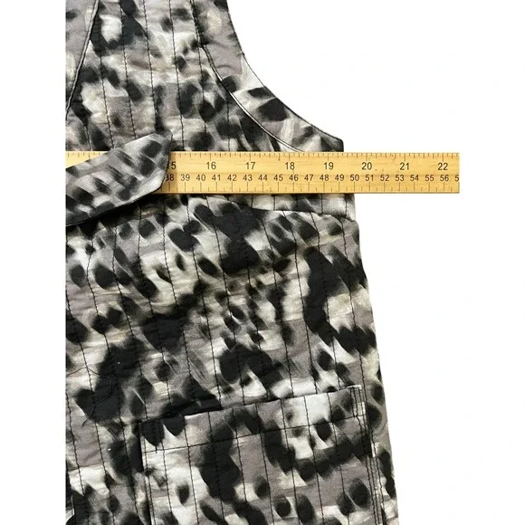 Logo Lori Goldstein Small Quilted Vest Sleeveless Animal Print Tie Art Eclectic - Picture 3 of 8